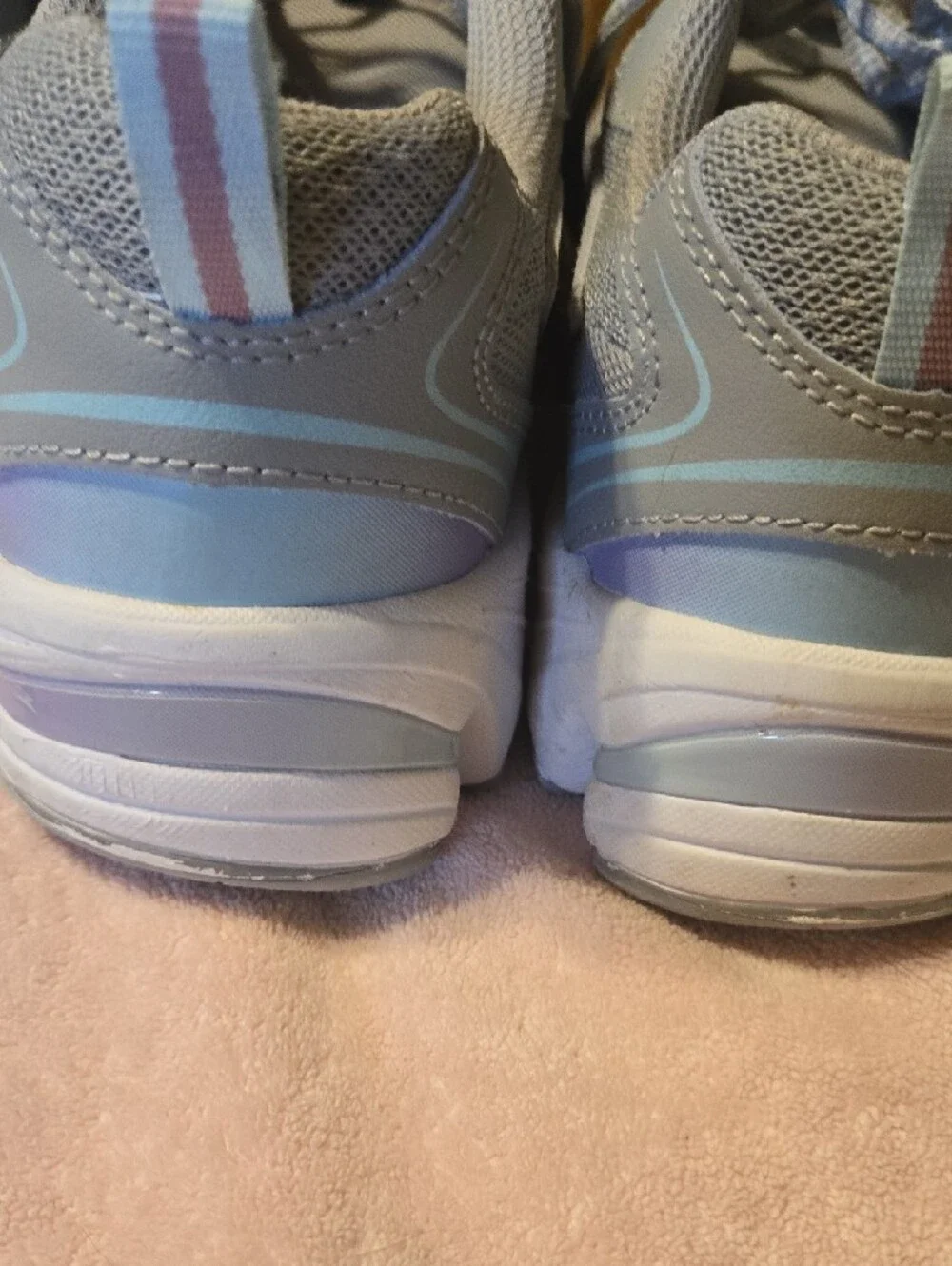 Ryka light gray